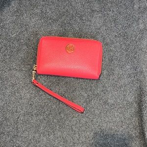 Micheal kors wristlet